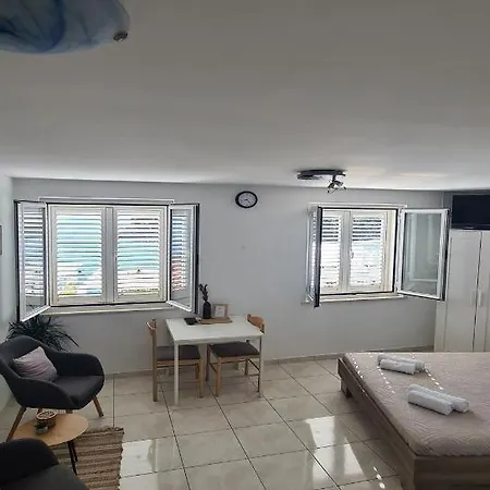 Apartmani Matea Lägenhet *