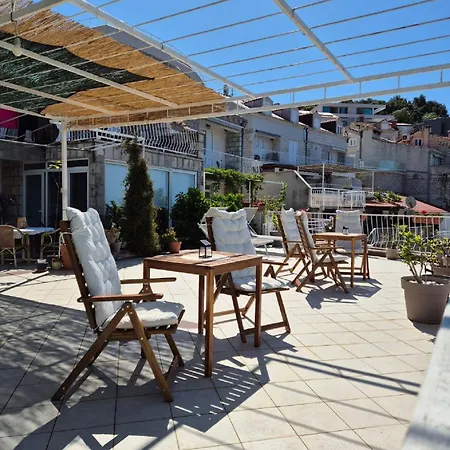 Apartmani Matea *