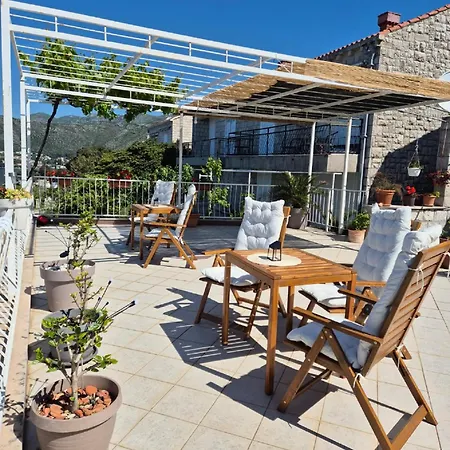Apartmani Matea *